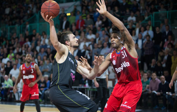 时播报风格 时播报风格